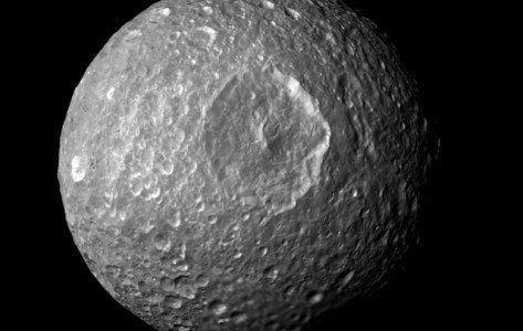 Saturnun uydusu mimas